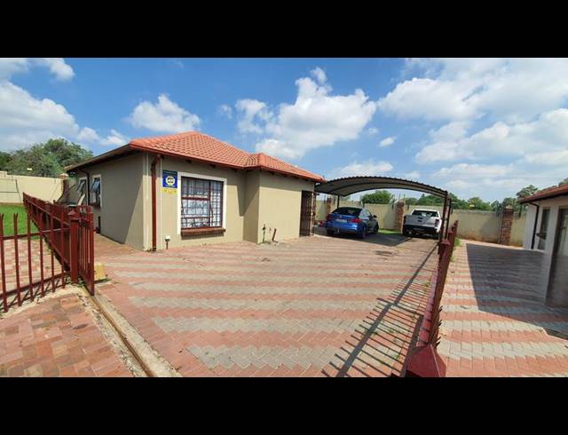 3 BEDROOM HOUSE FOR SALE IN HEATHERVIEW